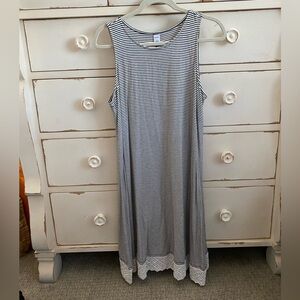 Old Navy Black and White Striped Top